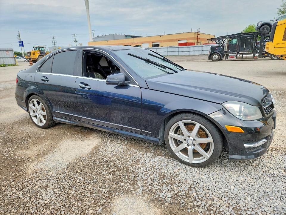 Продажа на аукционе авто 2014 Mercedes-benz C, vin: WDDGF8JBXEA918289, номер лота: 62457076