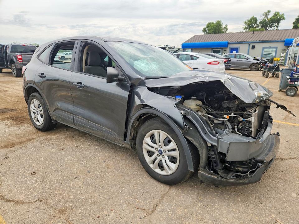 64517136 :رقم المزاد ، 1FMCU0F60LUA33246 vin ، 2020 Ford Escape مزاد بيع