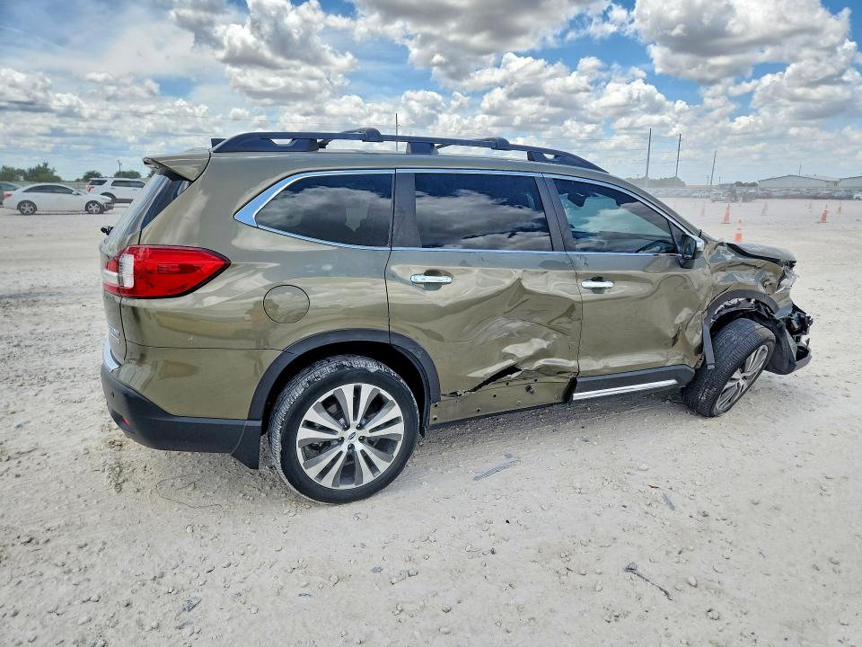 64571636 :رقم المزاد ، 4S4WMARD1N3441647 vin ، 2022 Subaru Ascent مزاد بيع