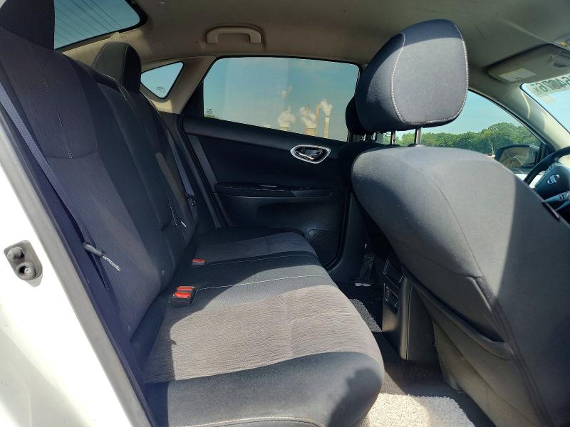 2015 Nissan Sentra მანქანა იყიდება აუქციონზე, vin: 3N1AB7AP0FY276697, აუქციონის ნომერი: 66364676