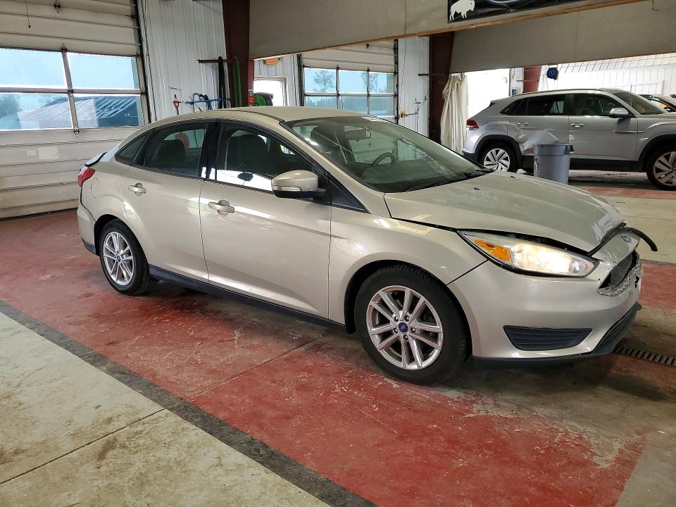 64402396 :رقم المزاد ، 1FADP3F28GL365726 vin ، 2016 Ford Focus مزاد بيع