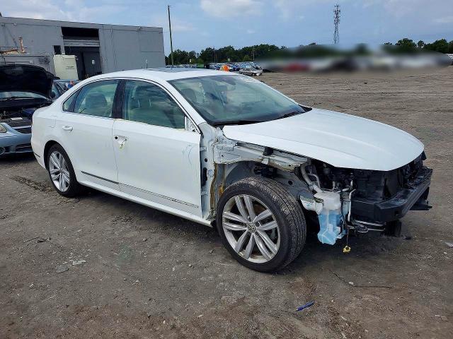 2018 Volkswagen Passat მანქანა იყიდება აუქციონზე, vin: 1VWCA7A33JC000261, აუქციონის ნომერი: 63123596