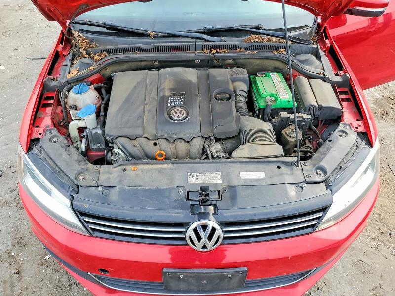 65382856 :رقم المزاد ، 3VWDP7AJ8DM286368 vin ، 2013 Volkswagen Jetta مزاد بيع