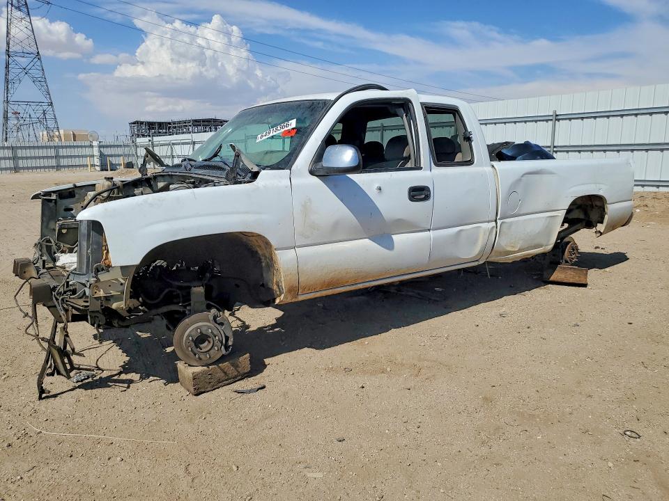Auction sale of the 2000 Chevrolet Silverado, vin: 1GCGC29U3YE320564, lot number: 64918366