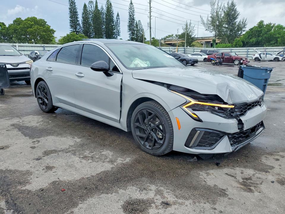 2026 Kia K5 მანქანა იყიდება აუქციონზე, vin: KNAG64J74T5440727, აუქციონის ნომერი: 64055616