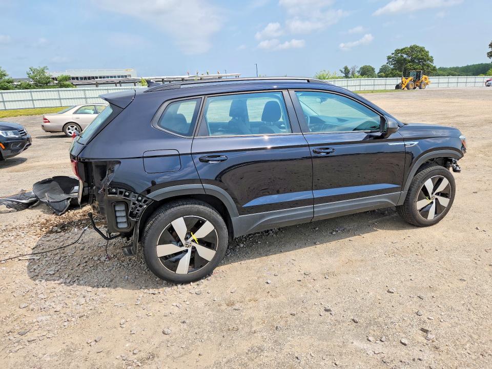 Продажа на аукционе авто 2023 Volkswagen Taos, vin: 3VVMX7B26PM363321, номер лота: 63662846