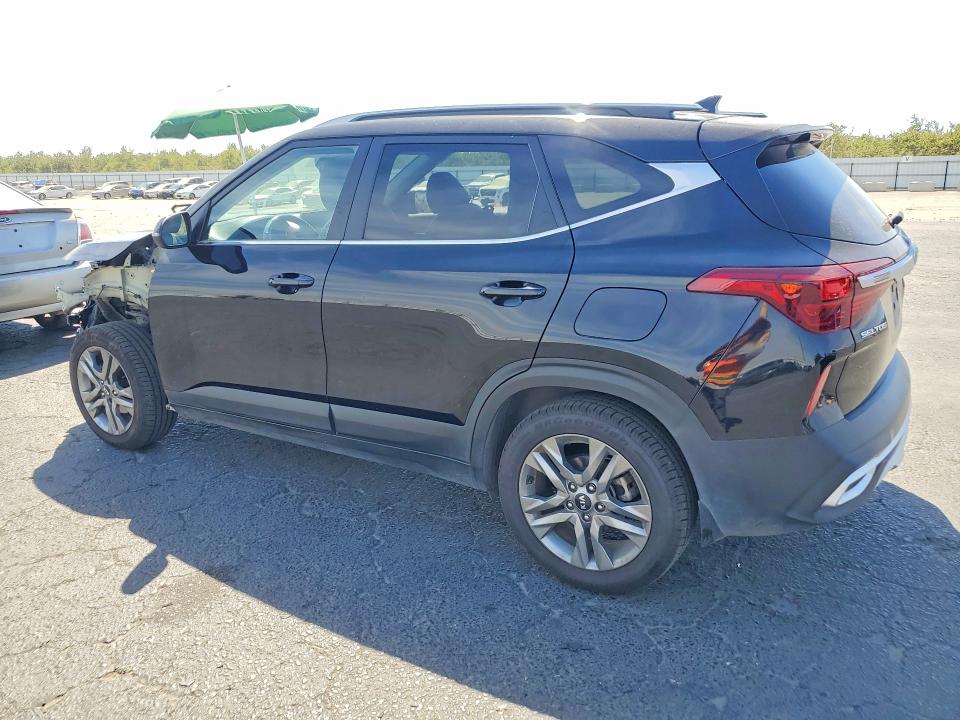 65226556 :رقم المزاد ، KNDEU2AA2M7141663 vin ، 2021 Kia Seltos مزاد بيع
