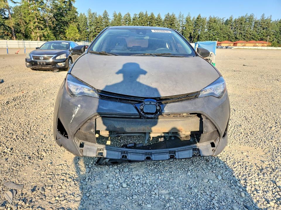 63939076 :رقم المزاد ، 2T1BURHE0HC906572 vin ، 2017 Toyota Corolla مزاد بيع