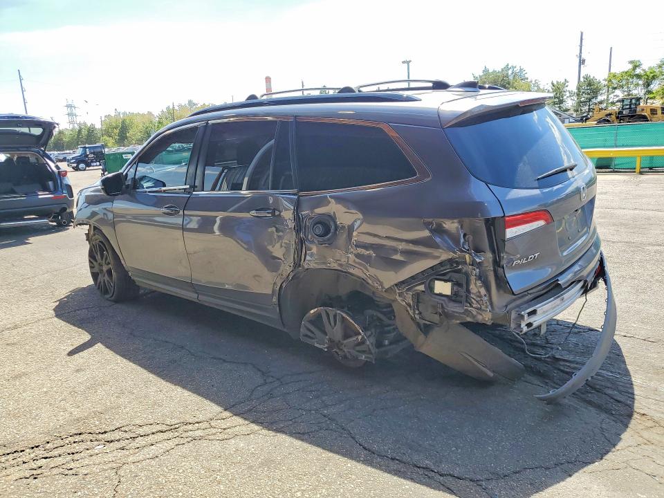 Продажа на аукционе авто 2022 Honda Pilot, vin: 5FNYF6H25NB046037, номер лота: 65604896