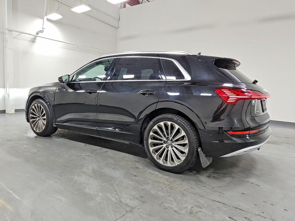 Aukcja sprzedaży 2019 Audi E-tron, vin: WA1VABGEXKB017048, numer aukcji: 64572266