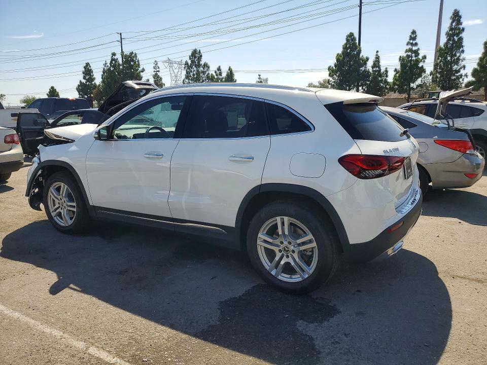 65414456 :رقم المزاد ، W1N4N4GB7NJ366758 vin ، 2022 Mercedes-benz Gla مزاد بيع