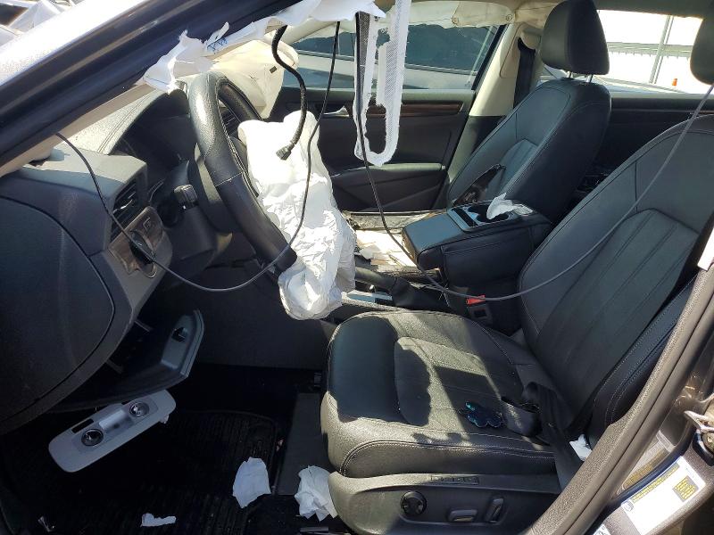 2020 Volkswagen Passat მანქანა იყიდება აუქციონზე, vin: 1VWCA7A33LC015216, აუქციონის ნომერი: 63603276