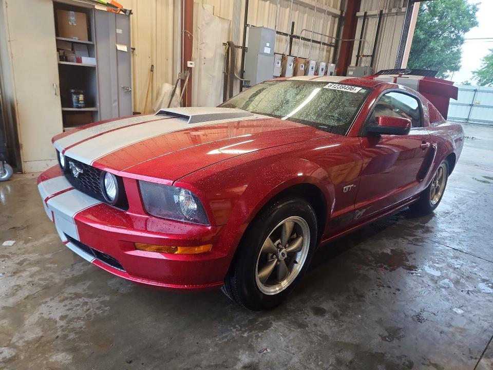 61239496 :رقم المزاد ، 1ZVHT82H365245573 vin ، 2006 Ford Mustang مزاد بيع