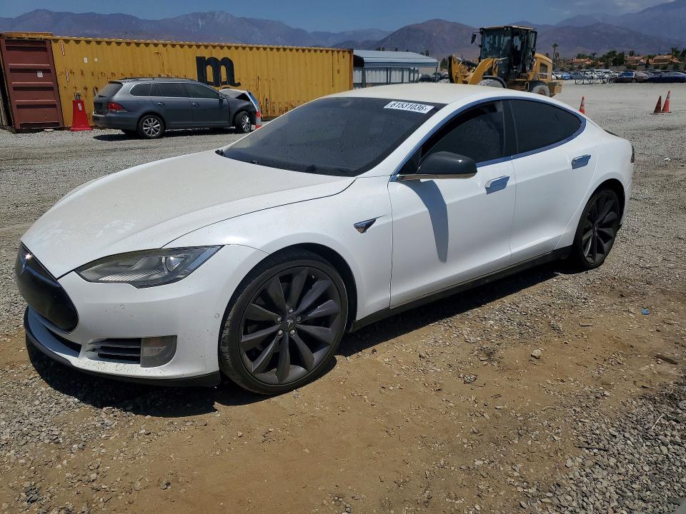Продажа на аукционе авто 2014 Tesla Model S, vin: 5YJSA1S19EFP57408, номер лота: 61531036