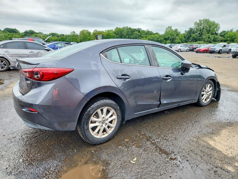 64824486 :رقم المزاد ، 3MZBM1V70FM195321 vin ، 2015 Mazda 3 مزاد بيع