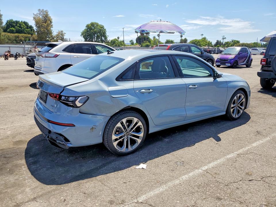 Продажа на аукционе авто 2026 Audi A3, vin: WAUGUDGY9TA031975, номер лота: 65034456