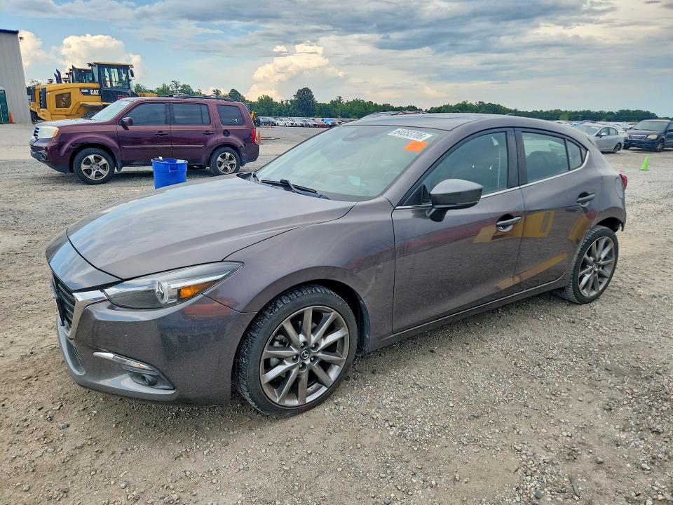 Продаж на аукціоні авто 2018 Mazda 3, vin: 3MZBN1M33JM199691, номер лоту: 64853706