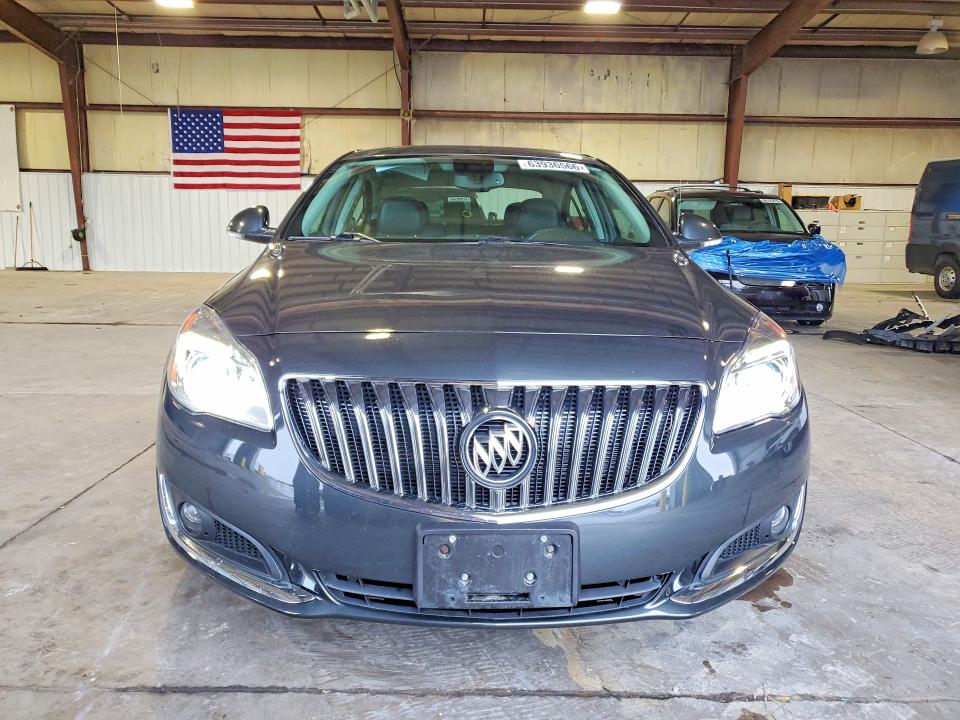 63936566 :رقم المزاد ، 2G4GS5GX0G9199572 vin ، 2016 Buick Regal مزاد بيع