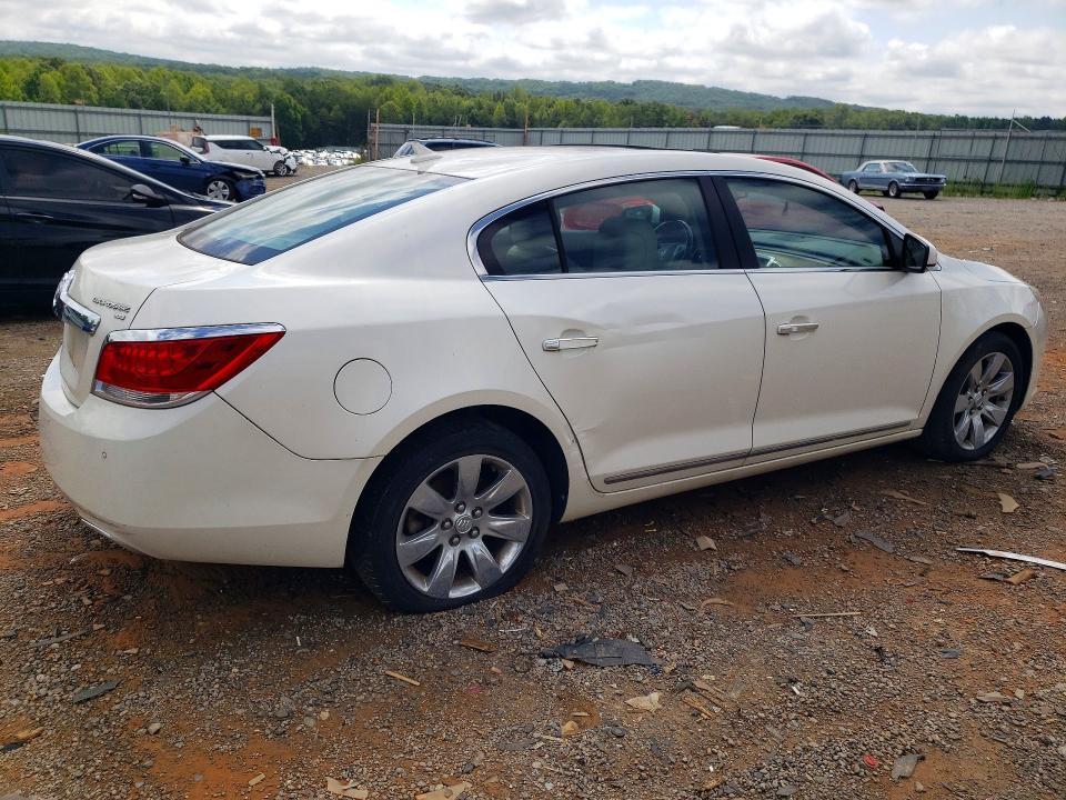 63330986 :رقم المزاد ، 1G4GE5ED3BF232838 vin ، 2011 Buick Lacrosse مزاد بيع