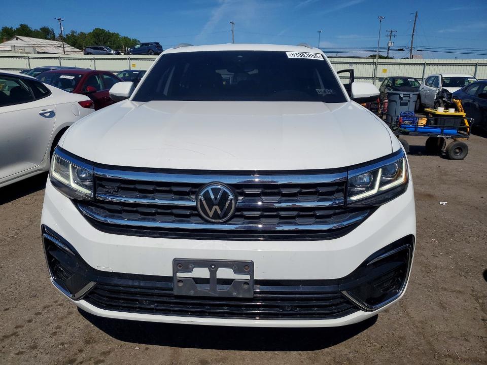 2021 Volkswagen Atlas Cross Sport მანქანა იყიდება აუქციონზე, vin: 1V2SE2CA8MC206115, აუქციონის ნომერი: 63383856