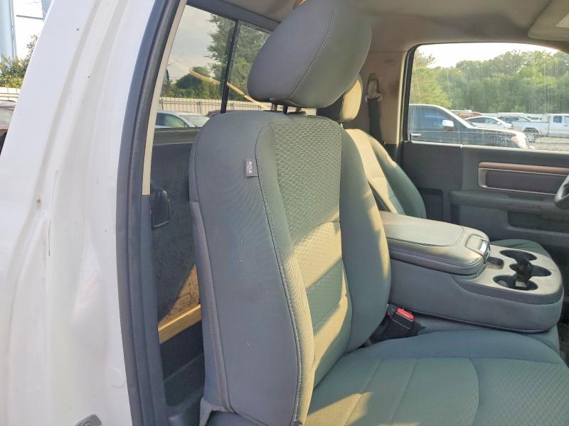 64881036 :رقم المزاد ، 3C6JR6DTXFG531431 vin ، 2015 Ram 1500 مزاد بيع