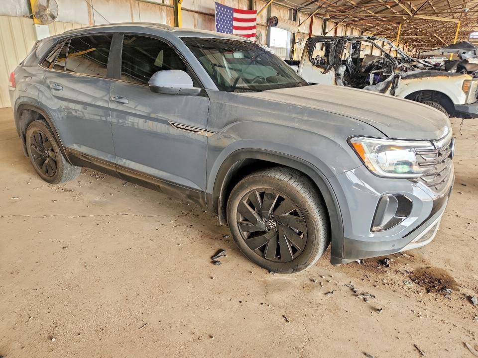 2024 Volkswagen Atlas Cross Sport მანქანა იყიდება აუქციონზე, vin: 1V2KE2CA7RC202841, აუქციონის ნომერი: 66412536