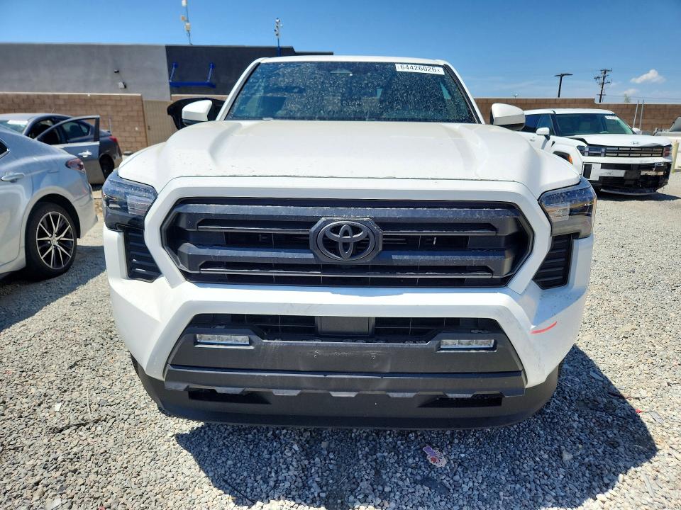 Продажа на аукционе авто 2024 Toyota Tacoma, vin: 3TMLB5JN6RM064391, номер лота: 64426026