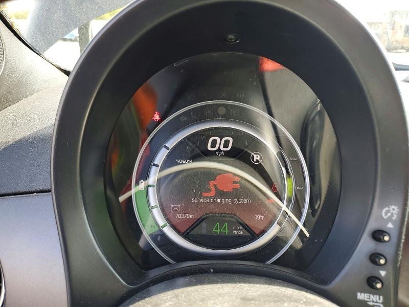 Продажа на аукционе авто 2015 Fiat 500, vin: 3C3CFFGE2FT642316, номер лота: 66141366