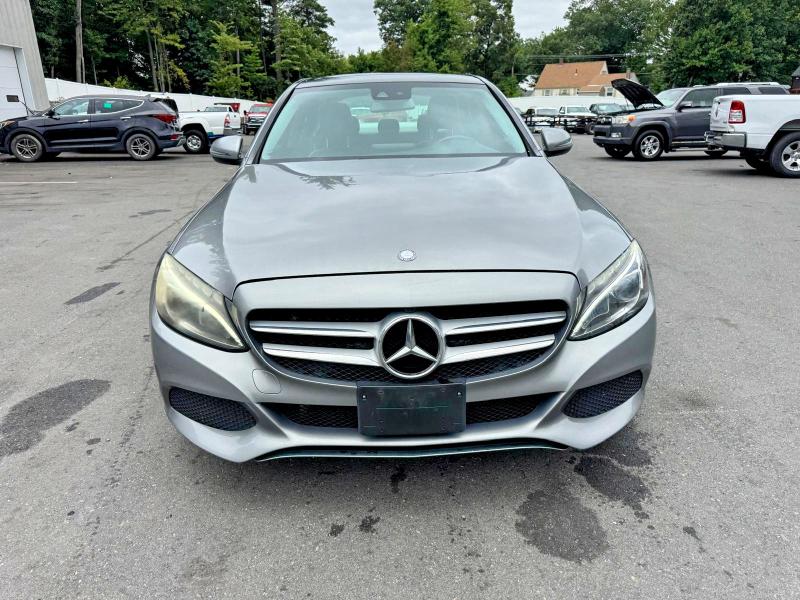 Продажа на аукционе авто 2016 Mercedes-benz C, vin: 55SWF4KB8GU140662, номер лота: 65839336