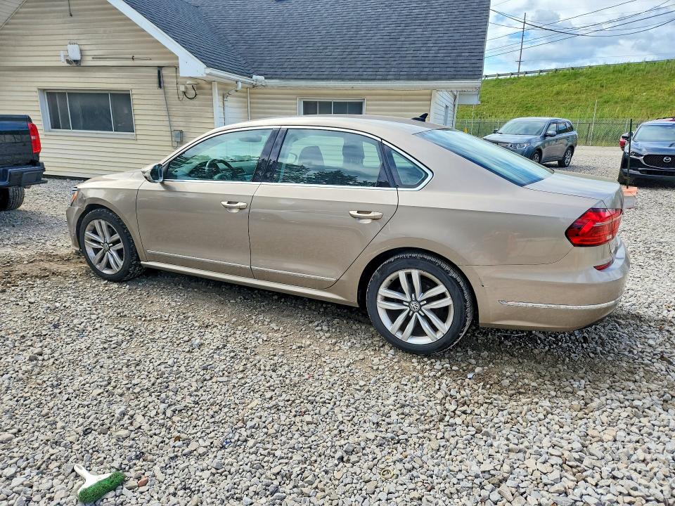 Продаж на аукціоні авто 2016 Volkswagen Passat, vin: 1VWCT7A30GC066060, номер лоту: 66144296