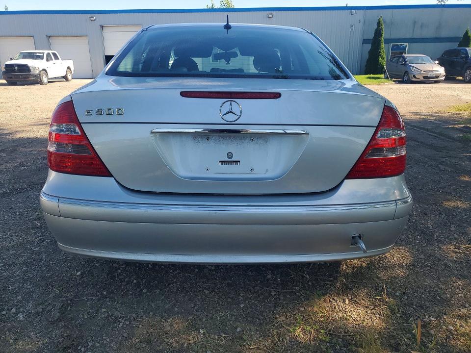 2003 Mercedes-benz E მანქანა იყიდება აუქციონზე, vin: WDBUF70J33A208758, აუქციონის ნომერი: 66566216