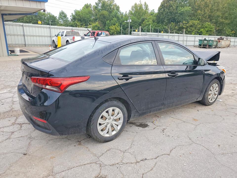 2021 Hyundai Accent მანქანა იყიდება აუქციონზე, vin: 3KPC24A67ME129805, აუქციონის ნომერი: 67277416