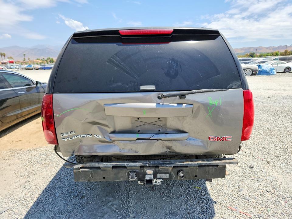 64284436 :رقم المزاد ، 1GKFC16098R132636 vin ، 2008 Gmc Yukon Xl مزاد بيع