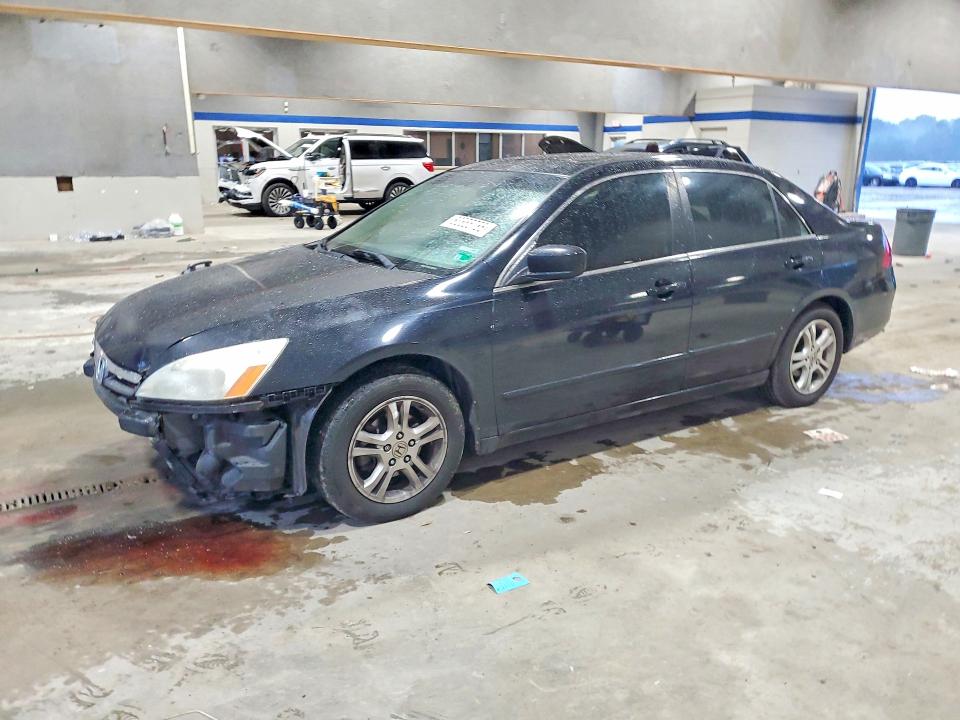 Auction sale of the 2007 Honda Accord, vin: 1HGCM567X7A112698, lot number: 63855786