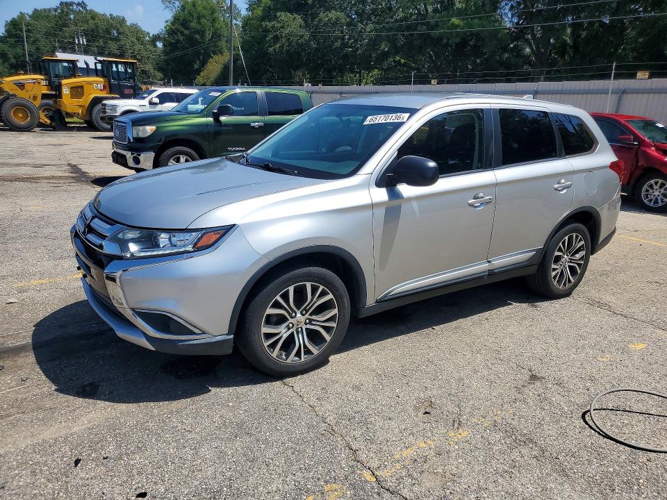 Auction sale of the 2018 Mitsubishi Outlander, vin: JA4AZ3A30JZ058931, lot number: 65170136
