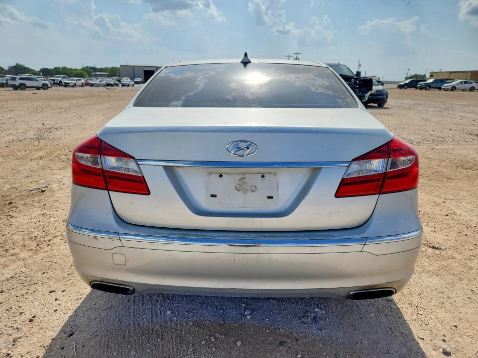 2013 Hyundai Genesis მანქანა იყიდება აუქციონზე, vin: KMHGC4DD4DU243086, აუქციონის ნომერი: 61647506