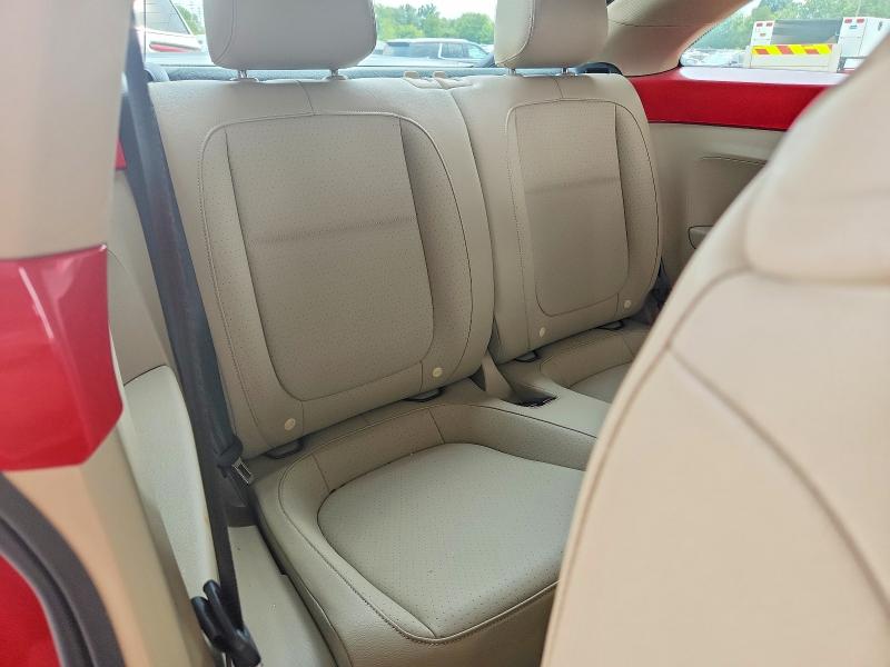 Продаж на аукціоні авто 2019 Volkswagen Beetle, vin: 3VWJD7AT6KM713511, номер лоту: 64739906