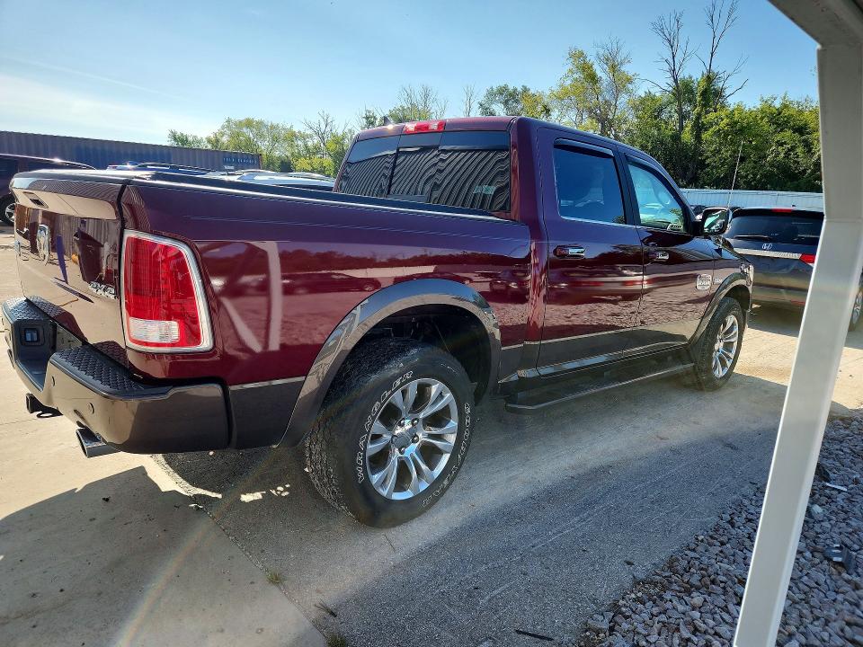 66111136 :رقم المزاد ، 1C6RR7PT5HS768666 vin ، 2017 Ram 1500 مزاد بيع