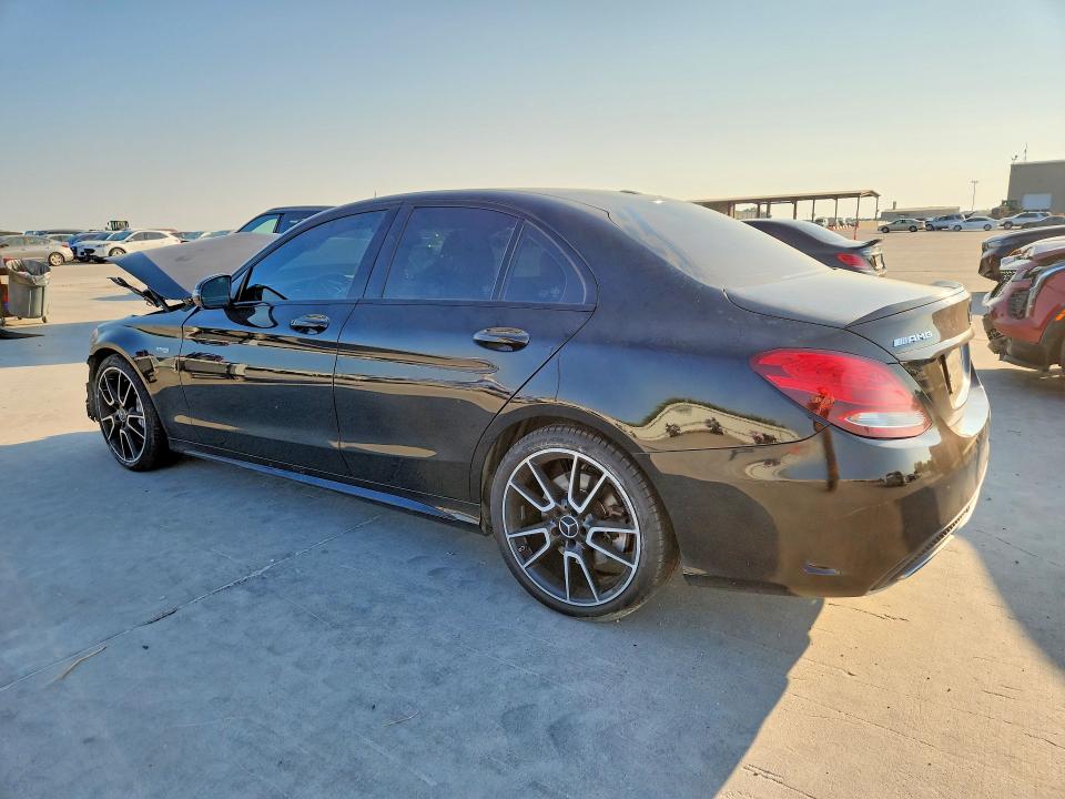 63338096 :رقم المزاد ، 55SWF6EB7JU256448 vin ، 2018 Mercedes-benz C مزاد بيع
