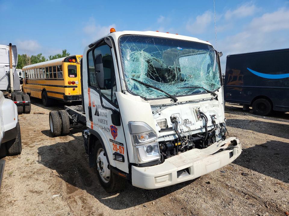 66545746 :رقم المزاد ، 54DC4W1D9SS211366 vin ، 2025 Isuzu Npr Hd مزاد بيع
