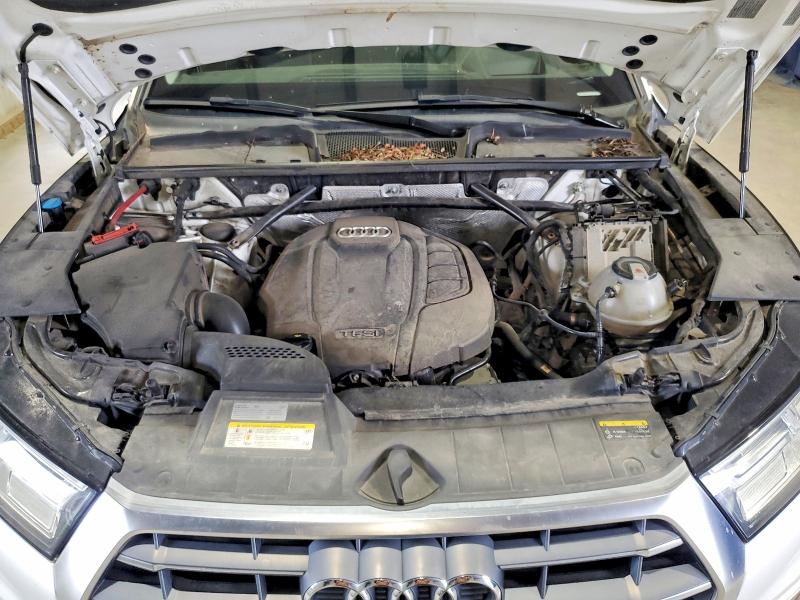 64142986 :رقم المزاد ، WA1CNAFY5J2151823 vin ، 2018 Audi Q5 مزاد بيع
