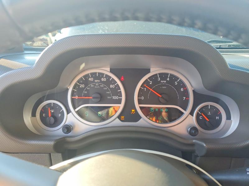 63569976 :رقم المزاد ، 1J4HA5H12AL228988 vin ، 2010 Jeep Wrangler Unlimited مزاد بيع