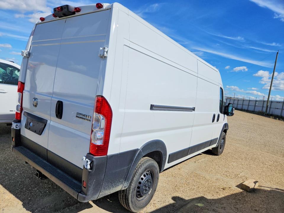 66744616 :رقم المزاد ، 3C6LRVDG4SE528519 vin ، 2025 Ram Promaster 2500 مزاد بيع