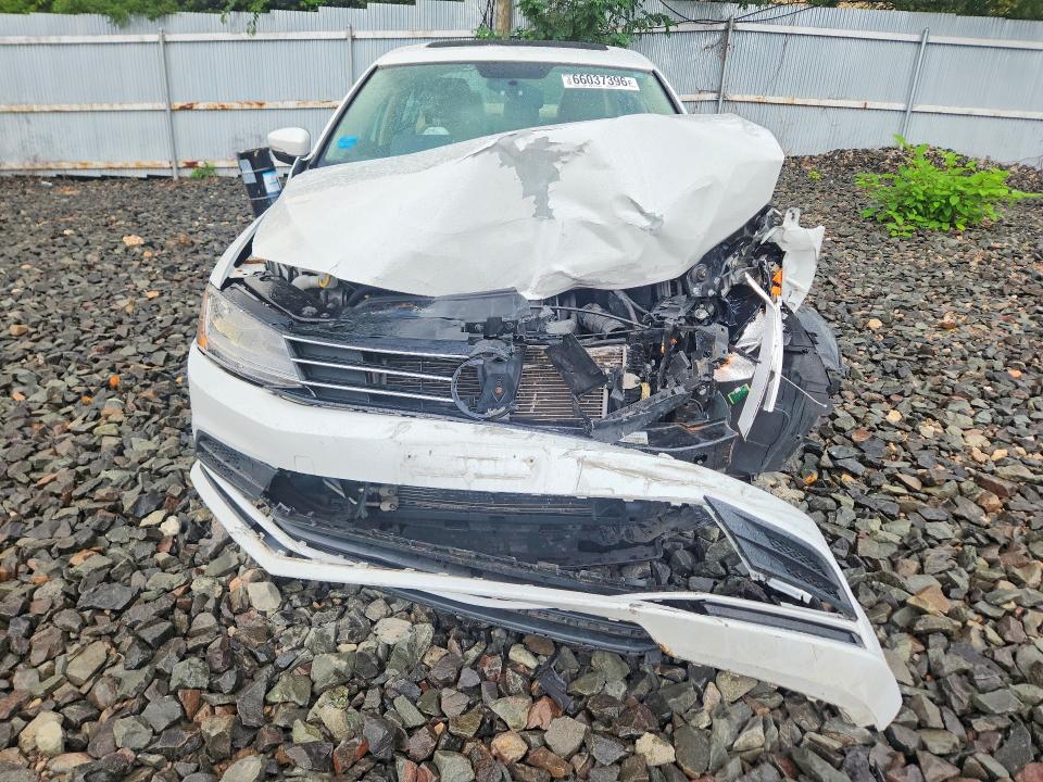 2017 Volkswagen Jetta მანქანა იყიდება აუქციონზე, vin: 3VWDB7AJXHM384371, აუქციონის ნომერი: 66037396