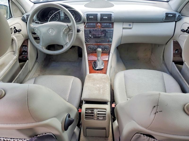 65041686 :رقم المزاد ، WDBRF84J55F663154 vin ، 2005 Mercedes-benz C مزاد بيع
