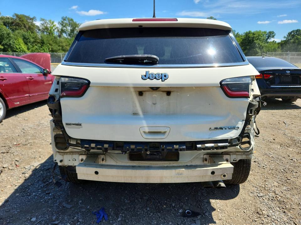 66266546 :رقم المزاد ، 3C4NJCCB4JT406420 vin ، 2018 Jeep Compass مزاد بيع