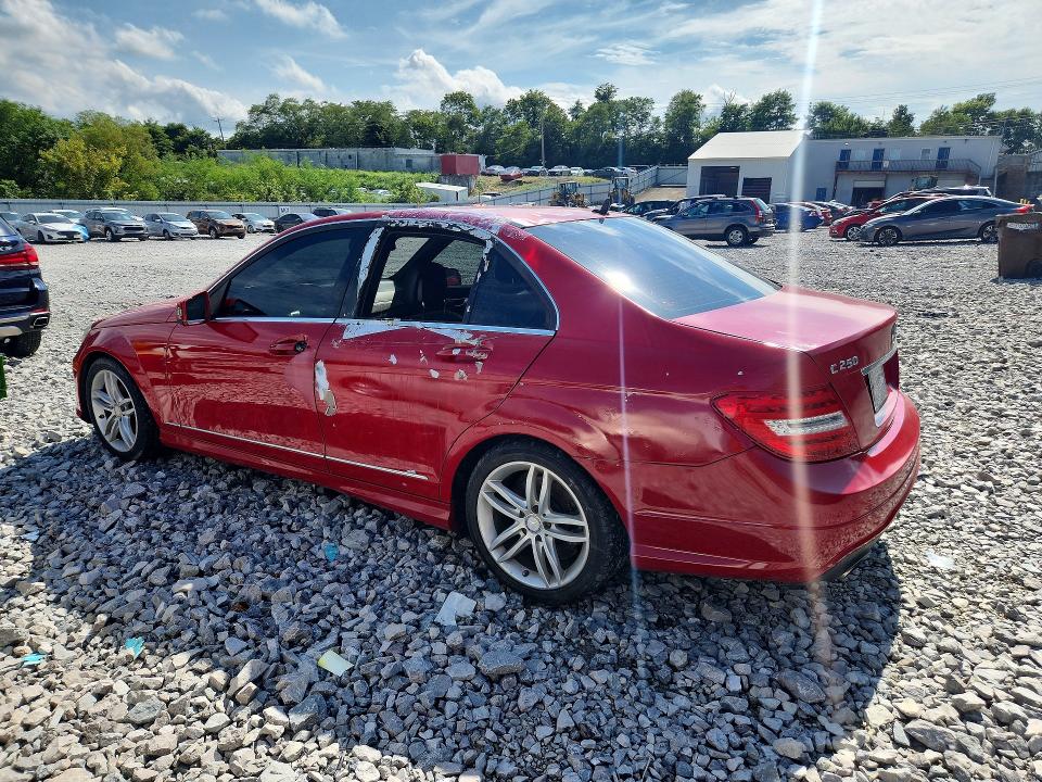 Продажа на аукционе авто 2013 Mercedes-benz C, vin: WDDGF4HB5DA790850, номер лота: 64993026