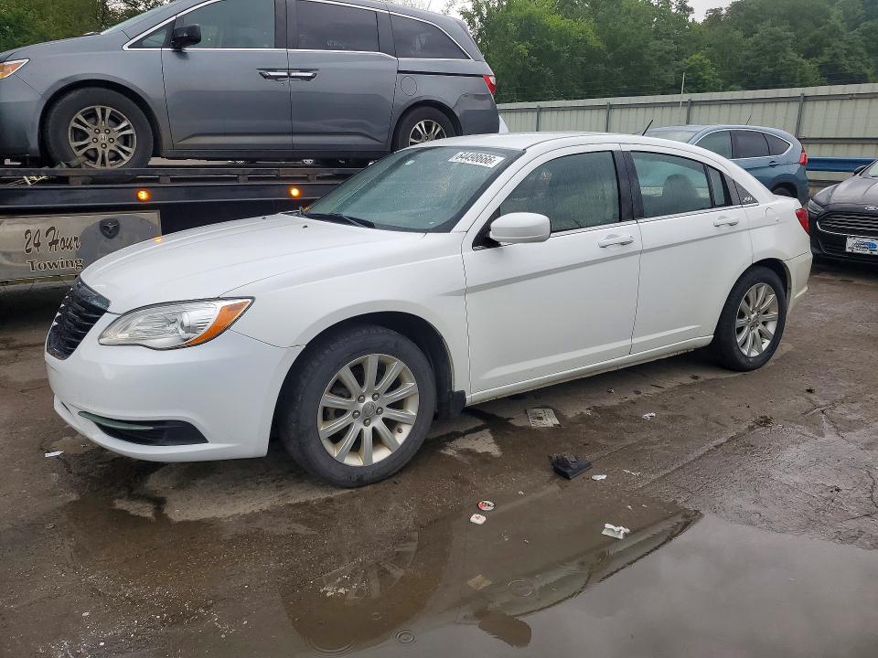 Aukcja sprzedaży 2013 Chrysler 200, vin: 1C3CCBBBXDN500694, numer aukcji: 64498666