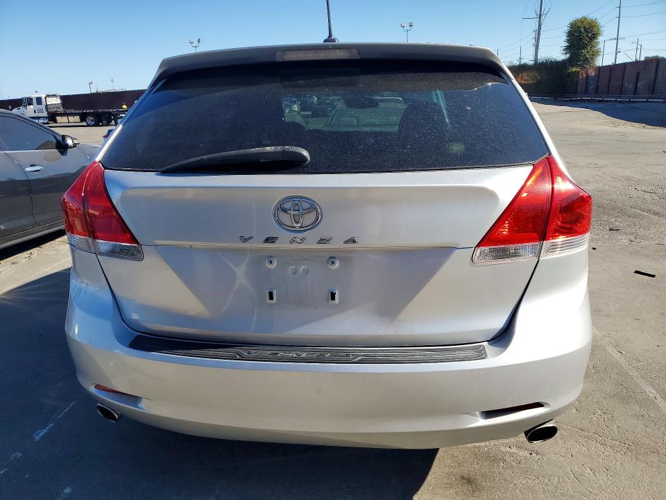 65364856 :رقم المزاد ، 4T3ZK3BB9AU028507 vin ، 2010 Toyota Venza مزاد بيع
