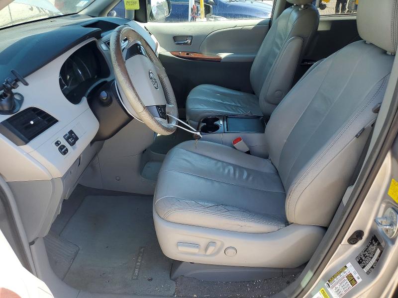 65259446 :رقم المزاد ، 5TDYK3DC6BS059685 vin ، 2011 Toyota Sienna مزاد بيع